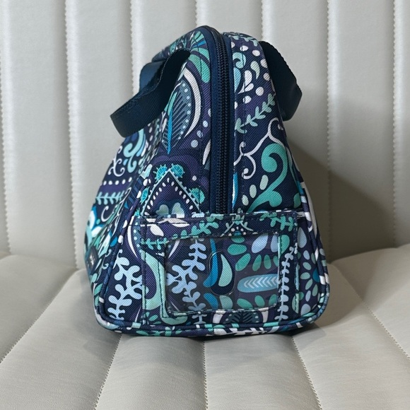 Vera Bradley Blue Island Medallion Patterned LUNCH TOTE 10"x8"x6" Designer NWOT - Picture 4 of 9